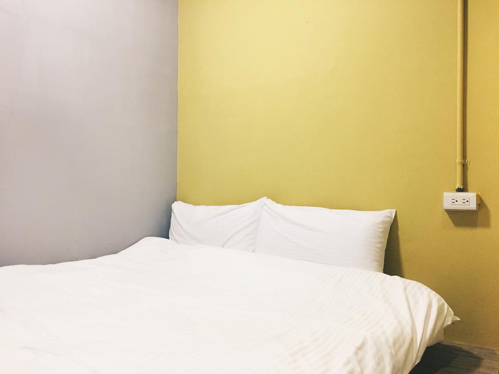 Here X There Hostel Taipei Main Station エクステリア 写真